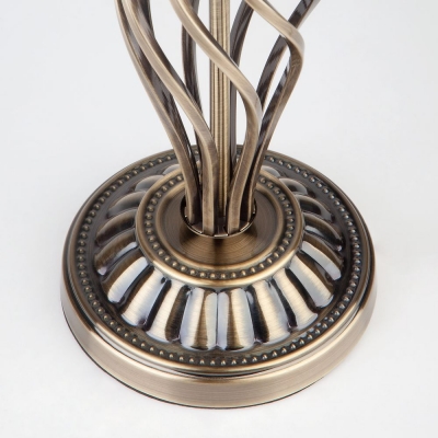 Настольная лампа Eurosvet Selesta 01002/1 белый с золотом Настольная лампа Eurosvet Selesta 01002/1 белый с золотом