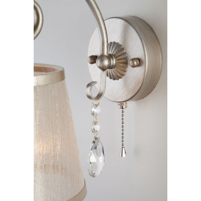 Бра Eurosvet Liona 60065/1 серебряный Бра Eurosvet Liona 60065/1 серебряный