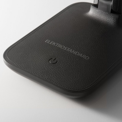 Настольная лампа Elektrostandard TL80960 черный Настольная лампа Elektrostandard TL80960 черный