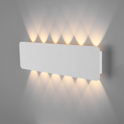 Настенный светильник Eurosvet Angle 40139/1 LED белый