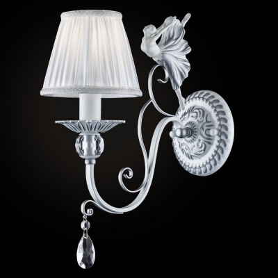 Настенный светильник Maytoni Elina ARM222-01-N