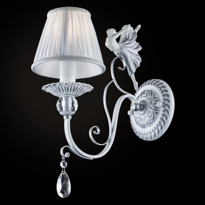 Настенный светильник Maytoni Elina ARM222-01-N