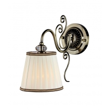 Настенный светильник Maytoni Vintage ARM420-01-R