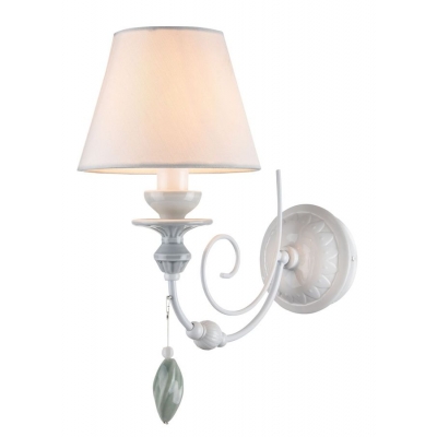 Настенный светильник Maytoni Adelia ARM540-01-W