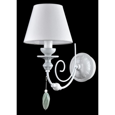 Настенный светильник Maytoni Adelia ARM540-01-W