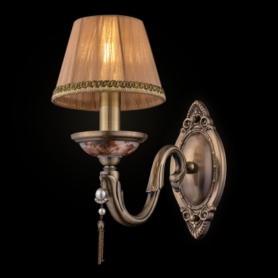 Настенный светильник Maytoni Demitas RC024-WL-01-R