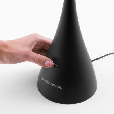 Настольная лампа Elektrostandard Lola TL80990 Настольная лампа Elektrostandard Lola TL80990