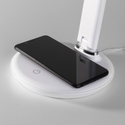 Настольная лампа Elektrostandard Brava a047272 белый