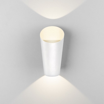 Настенный светильник уличный Elektrostandard 1539 TECHNO LED белый